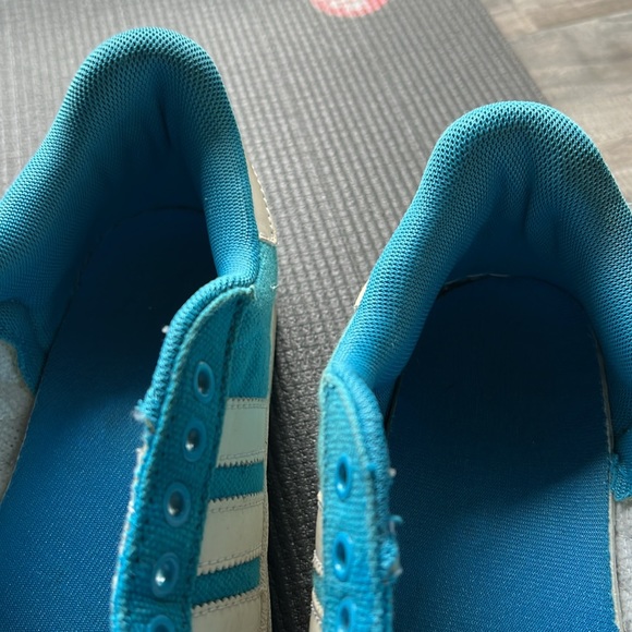 Adidas Turquoise blue shoes 6 1/2 from 2012 - Picture 7 of 7